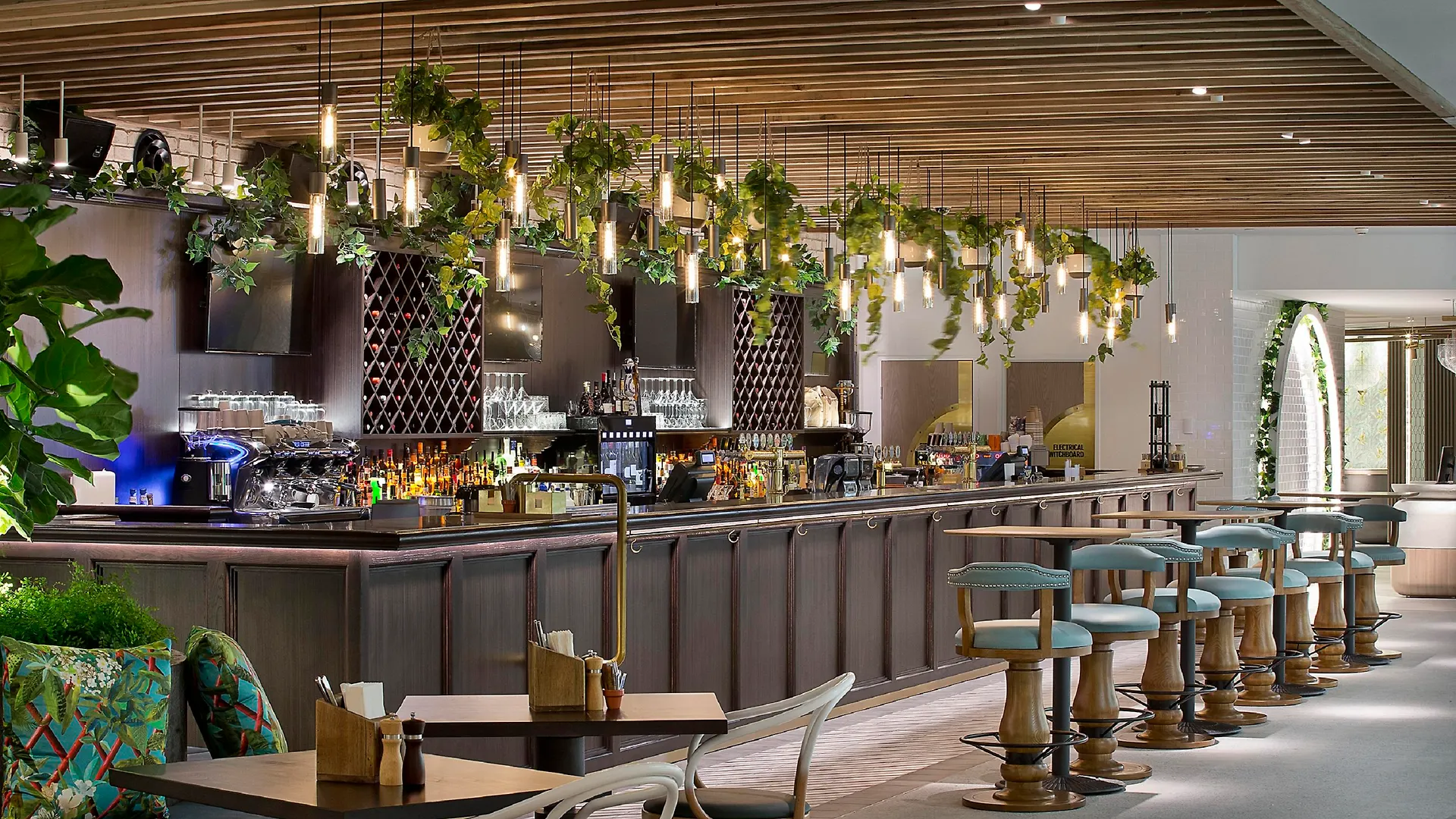 ***** Hotel The Star Grand Gold Coast Australia